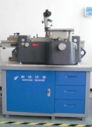 微機(jī)型萬能工具顯微鏡